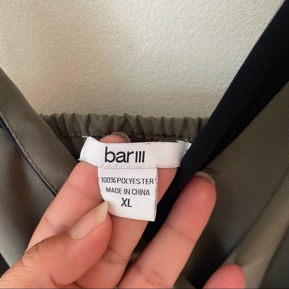 Bar III green sleeveless v-neck jumpsuit romper size XL - Picture 3 of 14